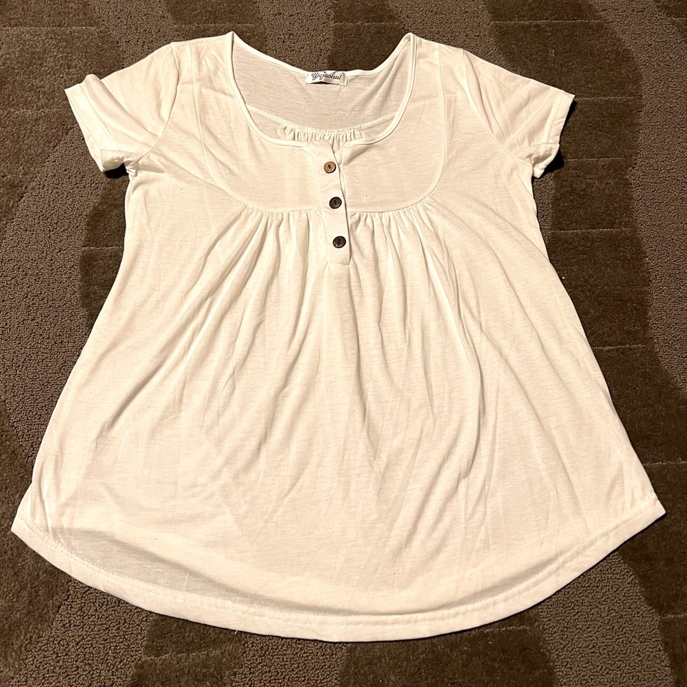 Women's Scoop Neck Button-Front Short Sleeve Blouse - White